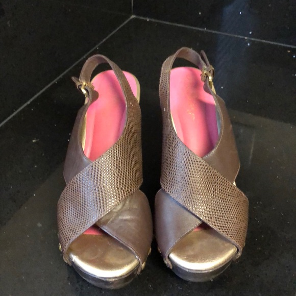 Lilly Pulitzer wedges - Picture 2 of 5